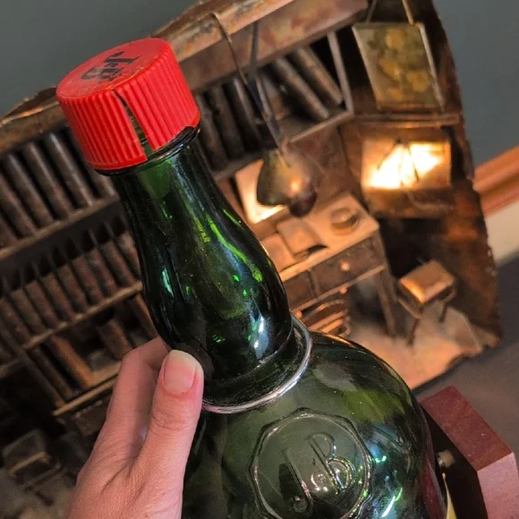 Rare Blended Scotch Whisky - Green and Red - Picture 4 of 9